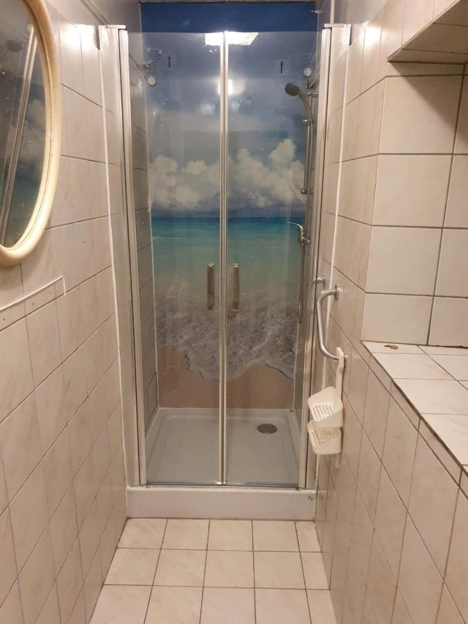 Appartement F1 Rez De Chausser Bg N°2 バン・レ・バン エクステリア 写真